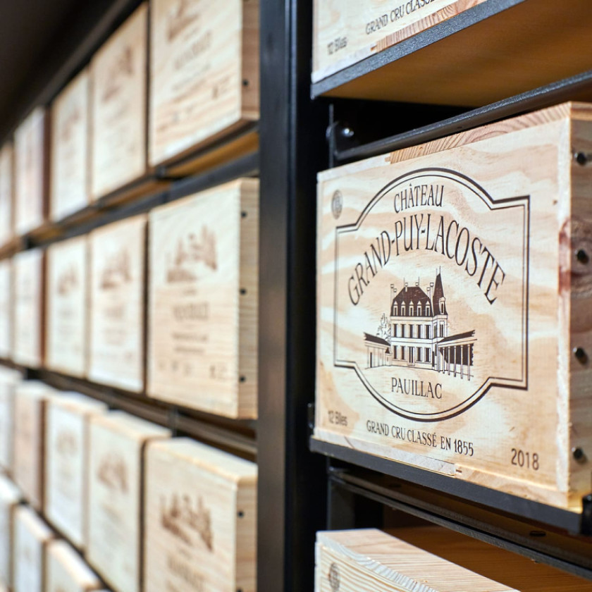 Murs de Modulorack au Château Teyssier St Émilion - Photo Denis Lacharme - Design by Touton Architectes