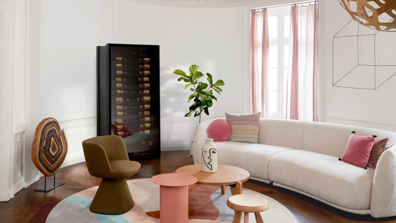 Cave d’excellence pour établissements d’exception. Meilleure cave à vin de vieillissement du monde, Royale mature vos vins dans un environnement maitrisé tout conservant le standing de votre hôtel ou votre restaurant.