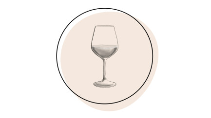 Ils partagent leur sélection de vins tout à fait personnelle, qui leur ressemble, hors des sentiers battus et nous parlent des vins qui les ont touchés.