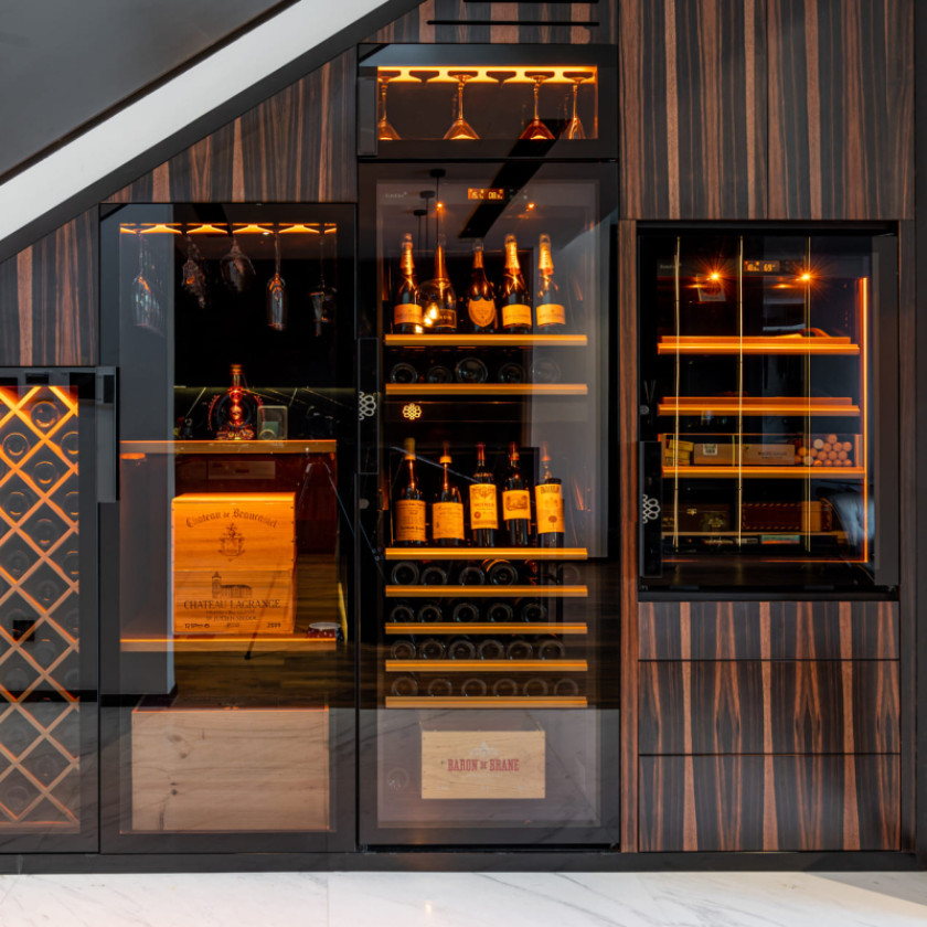 eurocave-luxurious-interior-design-wine-wall-cigar-humidor-home-UAE-4.jpeg