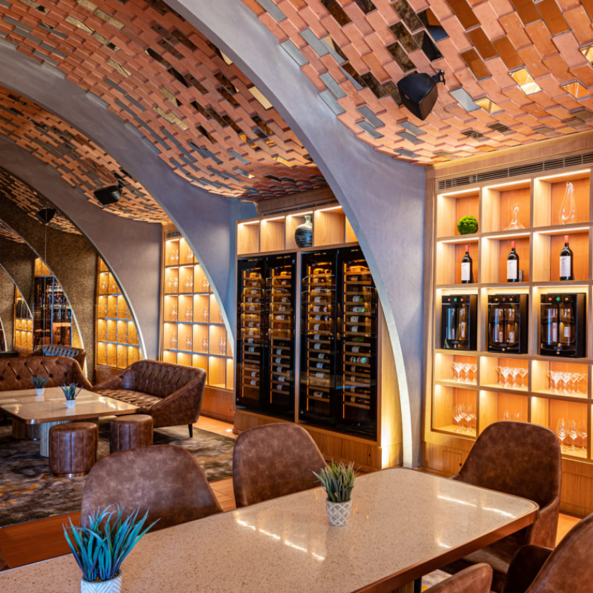 eurocave-wine-wall-restaurant-decoration-design-wine-coolers-papa-dubai-UAE-inspi-wine-bar-1.jpeg